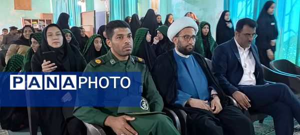 جشنواره سرود دانش‌آموزی در جزیره هرمز