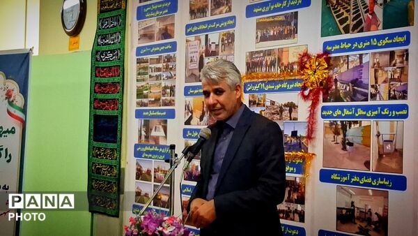 افتتاح پنل خورشیدی دبیرستان نمونه آیت‌الله خامنه‌ای 