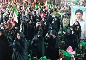 تجمع مردمی بیعت با ولی امر مسلمین با نوای حاج مهدی سلحشور در اصفهان