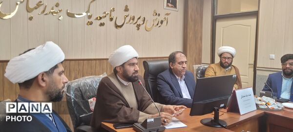 نشست هماهنگی سوگواره بزرگ نوجوانان حسینی در ناحیه یک بندرعباس