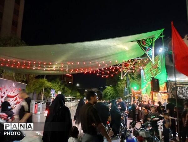 مراسم شام غریبان حضرت اباعبدالله الحسین (ع)در جوار حرم مطهر رضوی
