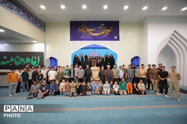 پوییش «جان‌فدا» تمرین آمادگی در مصلی امام خمینی هشتگرد