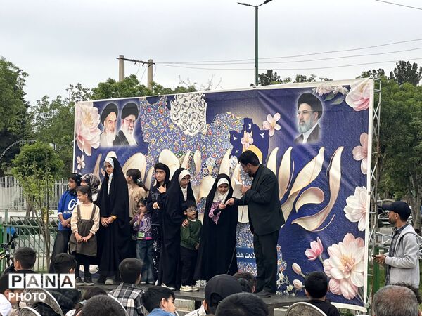 جشن دهه کرامت در شهرک ینگی امام ساوجبلاغ 