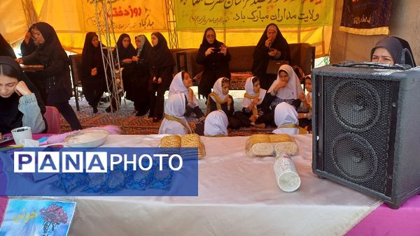 افتتاح چایخانه دانش‌آموزی به‌مناسبت دهه کرامت