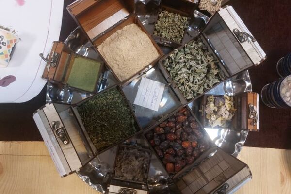 الگوبرداری از رقبای جهانی با توسعه «کشاورزی قراردادی»/ غفلت از فرآورده‌های جانبی گل محمدی به دلیل اتکا به بازار سنتی گلاب
