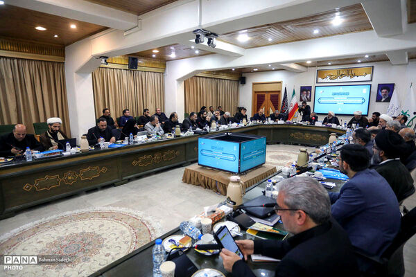 دیدار صمیمی وزیر آموزش و پرورش با اعضای کمیسیون فرهنگی مجلس شورای اسلامی