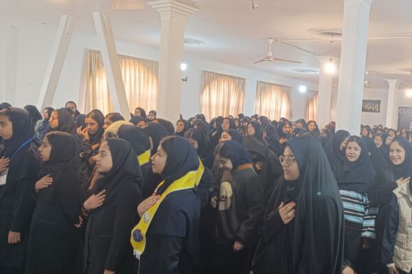 جشن ستارگان در دبیرستان مهر نیشابور