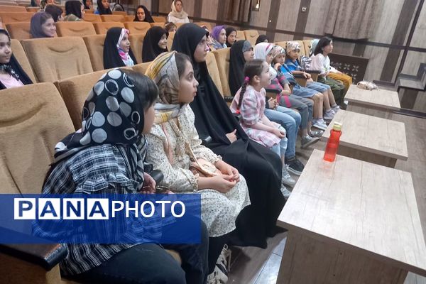 کارگاه آموزشی سرود ملائک در کانون فرهنگی تربیتی ملائک شهرستان قرچک