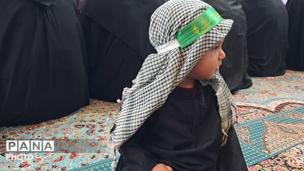 همایش شیرخوارگان حسینی در چهارباغ 