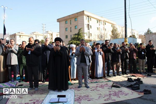 نماز عید سعید فطر در شهرستان پردیس