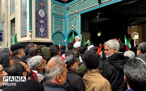 راهپیمایی پرشور مردم ولایتمدار شهرستان شهریار در روز جهانی قدس