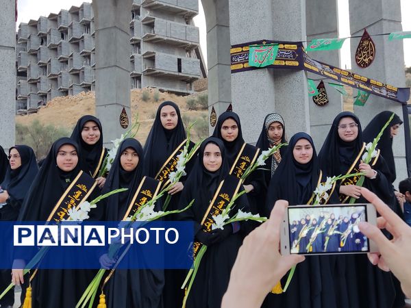 مراسم نمادین اربعین و سوگواری حضرت اباعبدالله الحسین(ع)