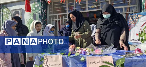 تقدیر از برترین‌های پرورشی و آموزشی در مدرسه سنجی ارچنگ