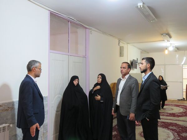 بازدید مدیر اداره آموزش و پرورش خلیل‌آباد از مدارس شهر