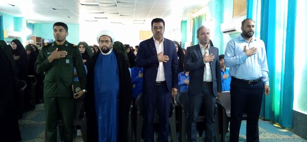 جشنواره سرود دانش‌آموزی در جزیره هرمز