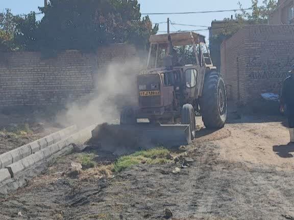 فدافن در مسیر آبادانی