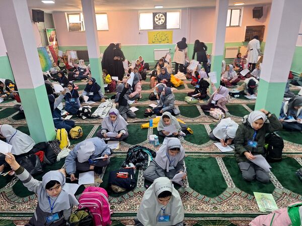 اولین جشنواره سفیران سلامت دانش‌آموزان ناحیه ۲ کرج