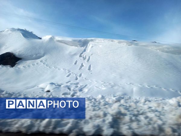 بارش برف زمستانی در روستا بتو 