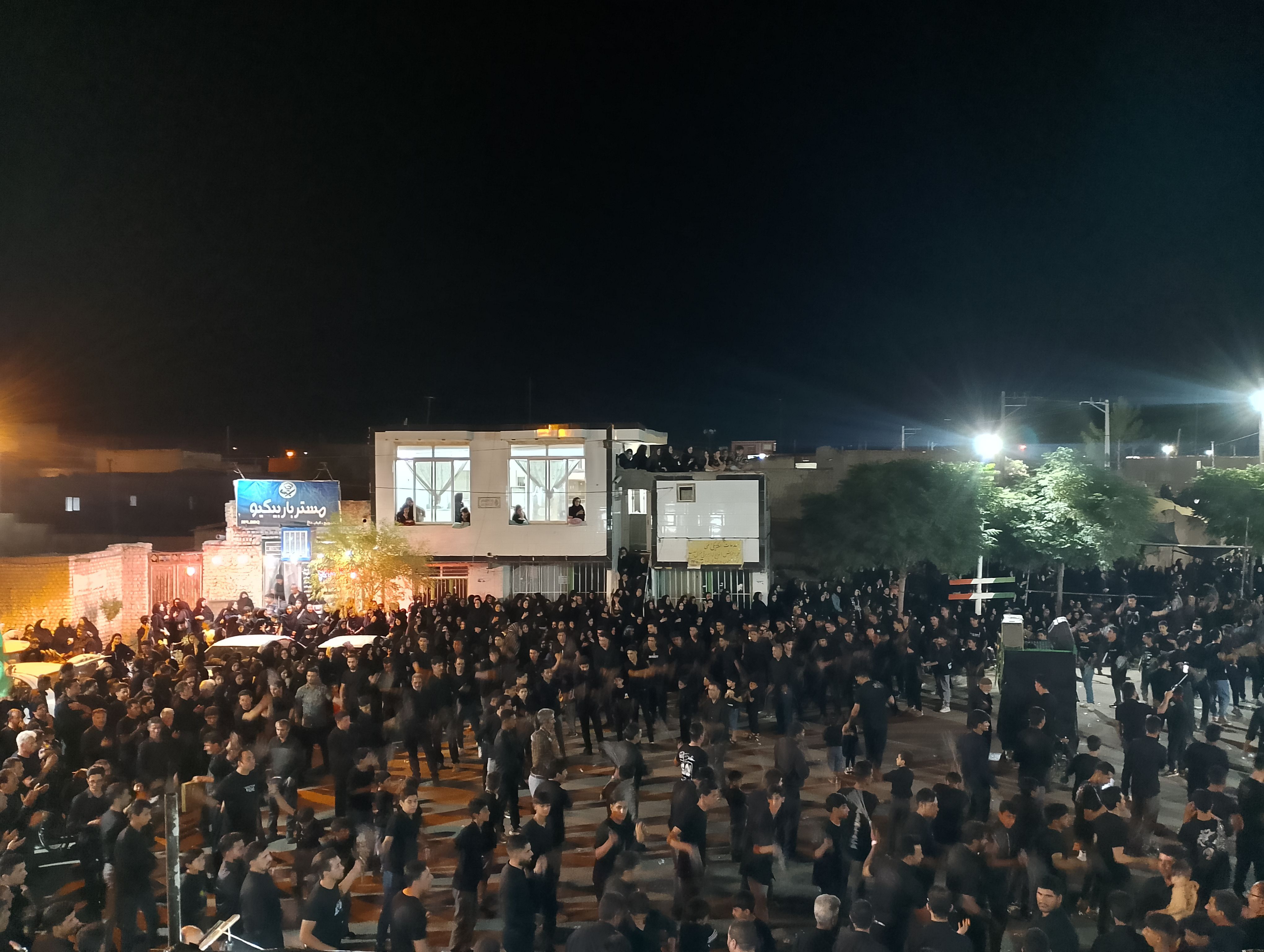 عزاداری هیئات روستای رزق آباد در شب دهم ماه محرم