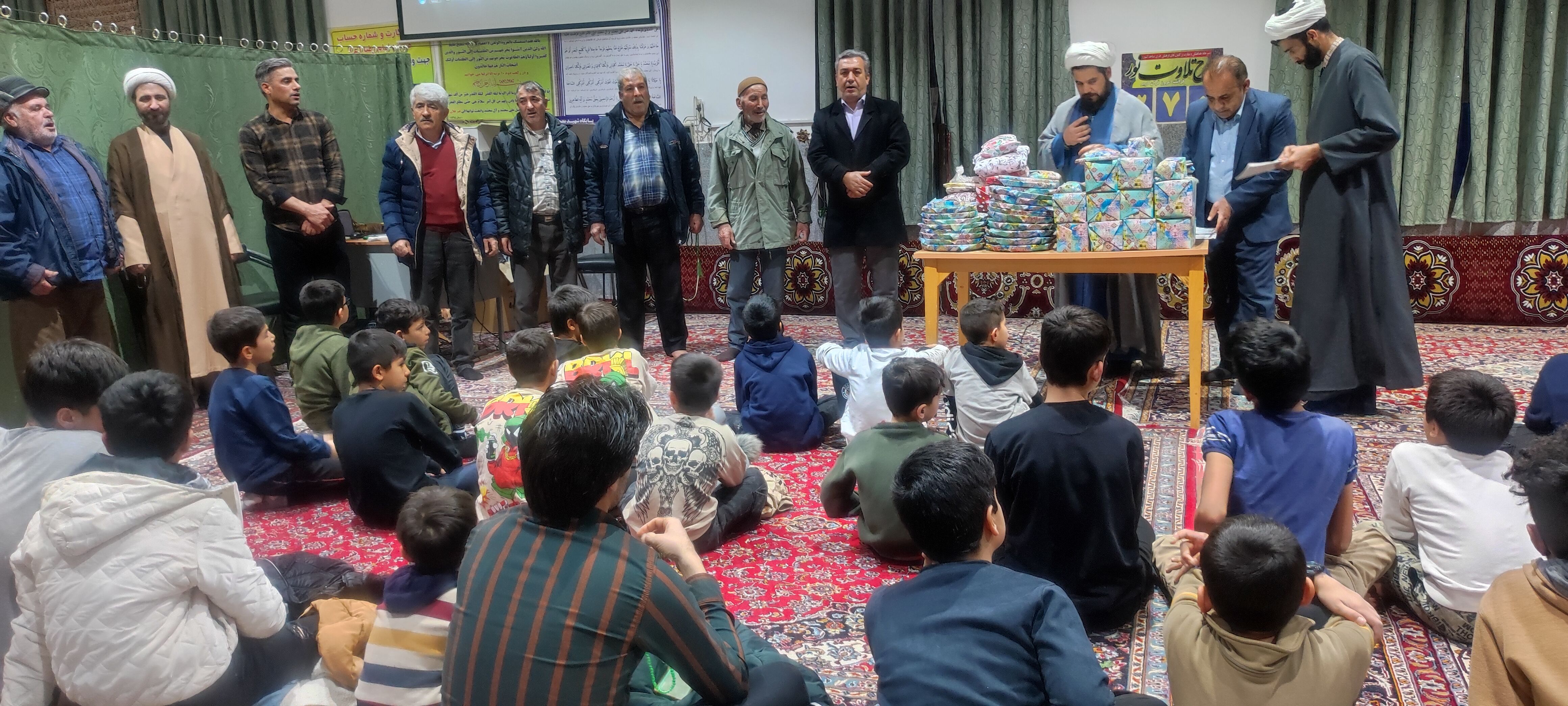 حضور ۷٠ دانش‌آموز  معتکف در مسجد امام رضا(ع)، رضا آباد شرقی شیروان