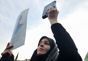 ملت ایران در 22 دی روزی تاریخی آفریدند