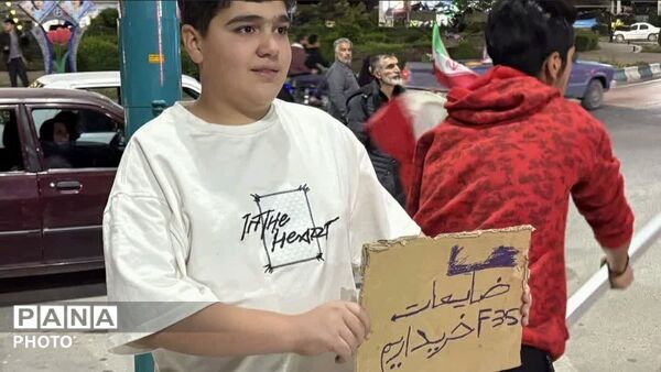 حضور حماسی مردم مهریز پای کار انقلاب اسلامی