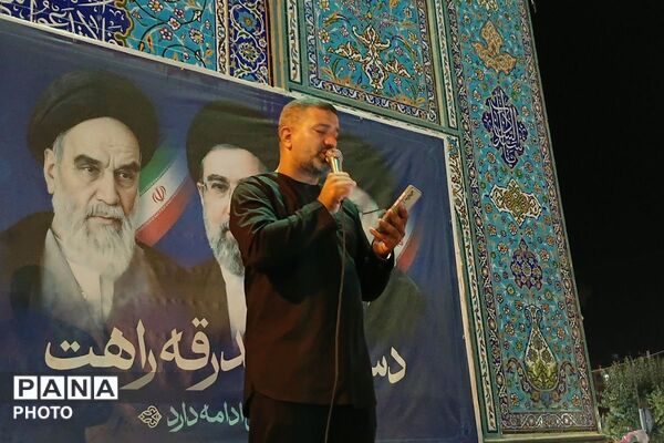 صد و بیست و هفت  شب استقامت در قرچک؛ خیابان همچنان شاهد حماسه حضور مردم 