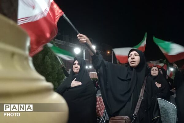 شکوه بیعت اهالی زرقان با آرمان‌های رهبر شهید