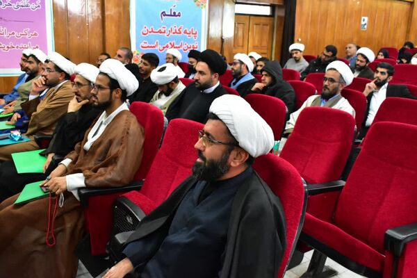 کارگاه توانمندسازی طلاب طرح امین و ائمه جماعات روحانی 