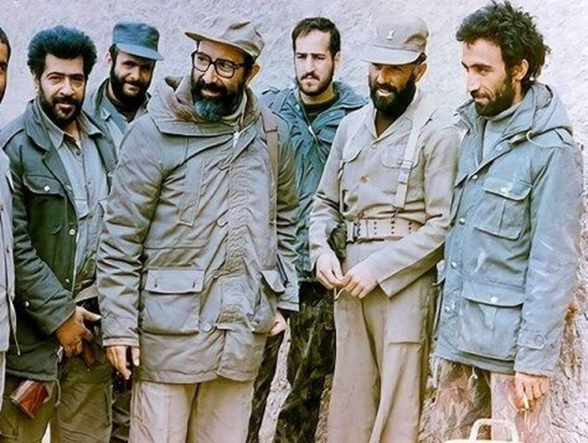 شهید چمران الگوی برجسته و نمادی از یک استاد بسیجی بود