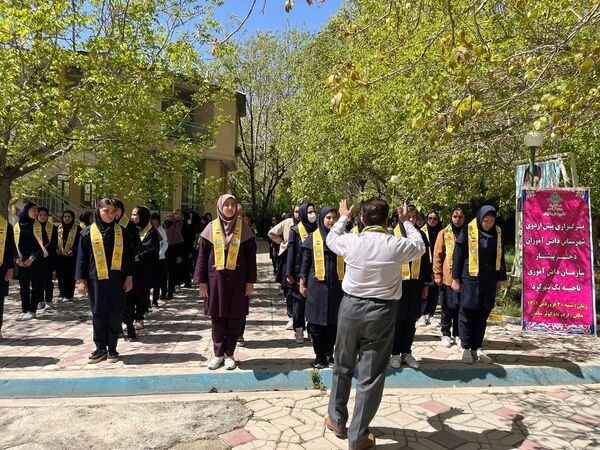 پیش‌اردوی دختران پیشتاز استان چهارمحال‌وبختیاری