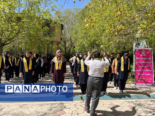 پیش‌اردوی دختران پیشتاز استان چهارمحال‌وبختیاری