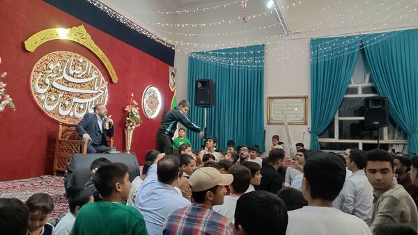 جشن میلاد امام رضا (ع) در مسجد الرضای نیشابور 