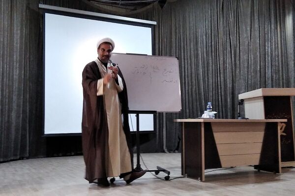 دوره توانمندسازی معلمان در کانون فرهنگی تربیتی هدایت شهرستان ورامین