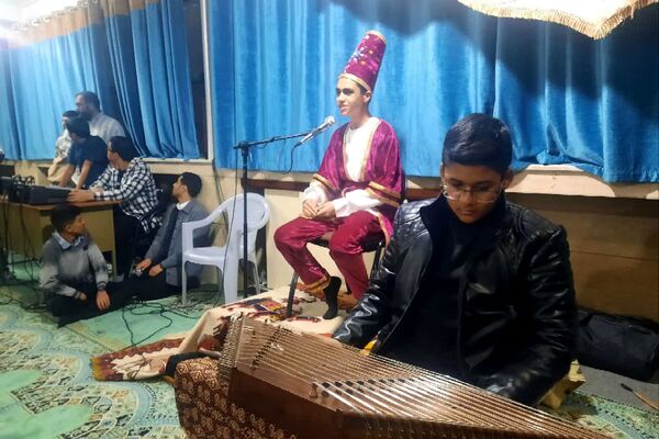 جشن یلدا دبیرستان رازی شیراز