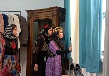 اجرای نمایش« رهایی» توسط دانش آموزان دبیرستان رضوان