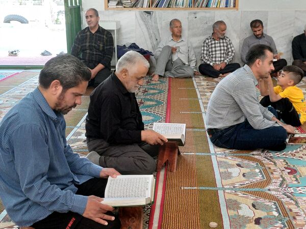 برگزاری مراسم روز عرفه در شهرستان کوهپایه