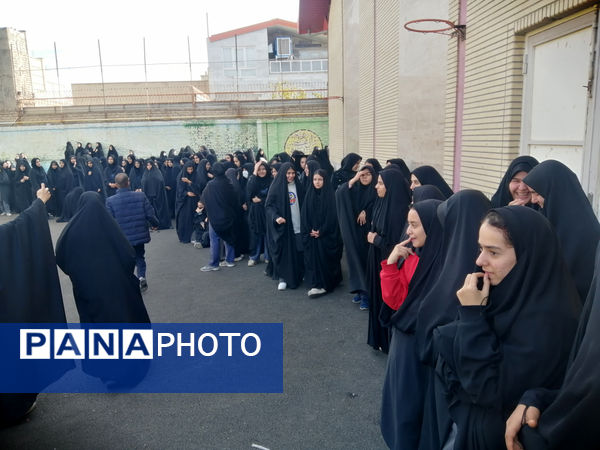 مانور زلزله و ایمنی در دبیرستان شاهد رضویه قم