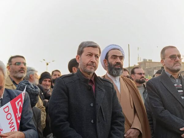 اصفهان یکصدا در میدان امام حسین(ع)