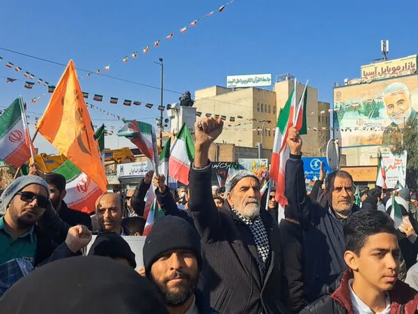 راهپیمایی 22 بهمن در قم -2