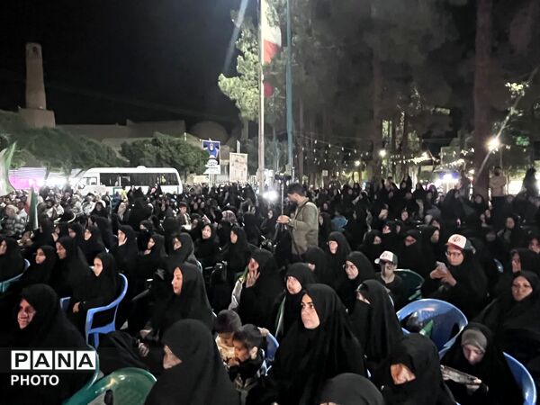 هشتاد و هفتمین اجتماع بزرگ مردم شهرستان ابرکوه