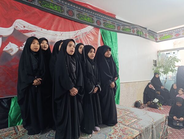پاتوق مروارید در حسینیه ابوطالب (ع)