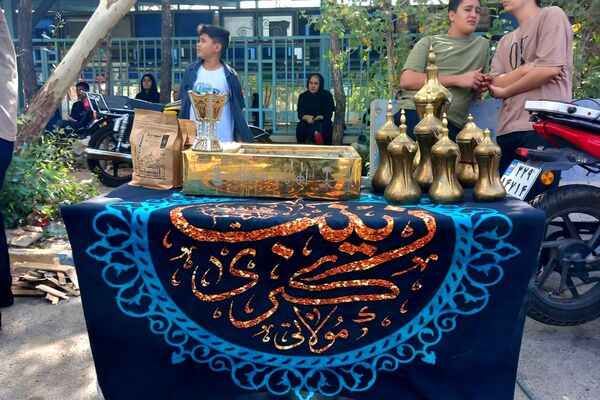 امروز خیابانهای شهر صفادشت، میزبان جاماندگان اربعین حسینی بود 