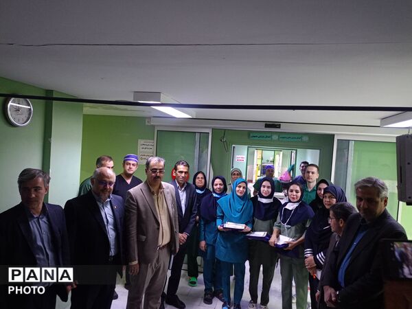 تقدیر فرماندار کاشمر از پرستاران بیمارستان حضرت ابوالفضل (ع) 