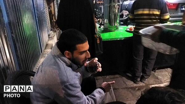 گذری بر موکب فلکه ایران نیشابور در چهل و چهارمین شب از اجتماعات مردمی 