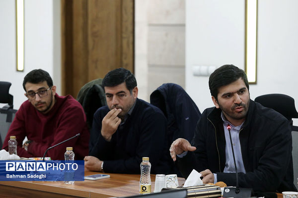 دورهمی فعالان حوزه کودک و نوجوان با معاون پرورشی و فرهنگی وزیر آموزش‌وپرورش