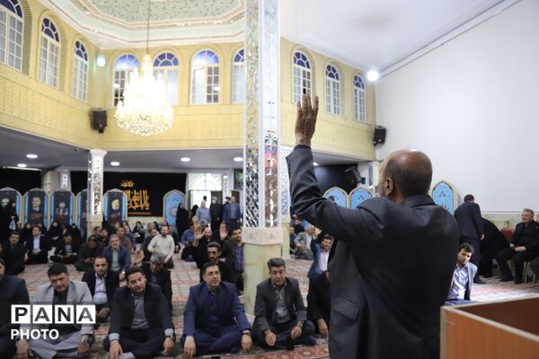 هم‌نوایی جامعه فرهنگیان تهران در سوگ رهبر شهید