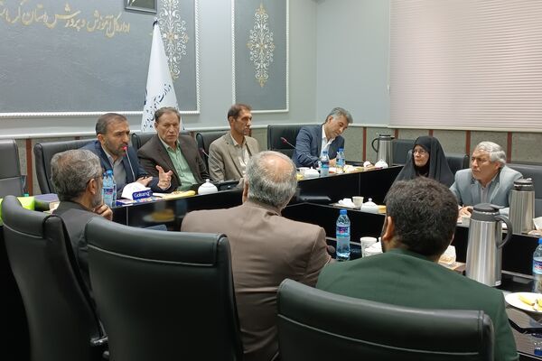 برگزاری نشست ستاد راهبری نماد و بازدید از مدارس