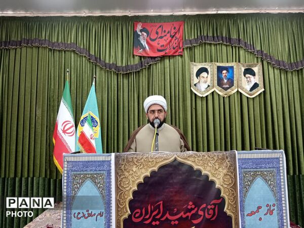 شکوه بندگی در مصلای رودبار جنوب
