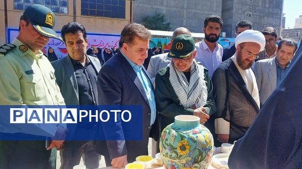 جشن متمرکز بازگشایی مدارس در شهرستان اشتهارد 